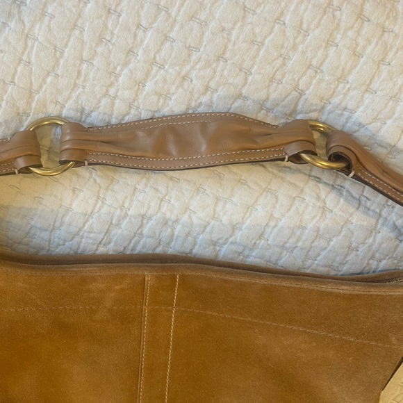 Coach suede handbag. - Picture 5 of 12